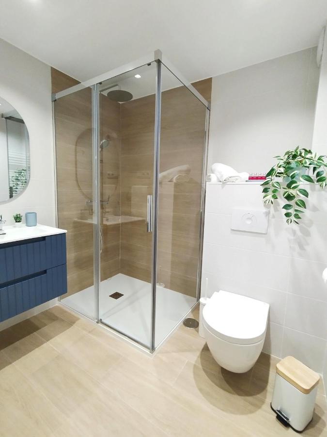 Apartamento Junto A Ayuntamiento Y Playa Gijon Bagian luar foto